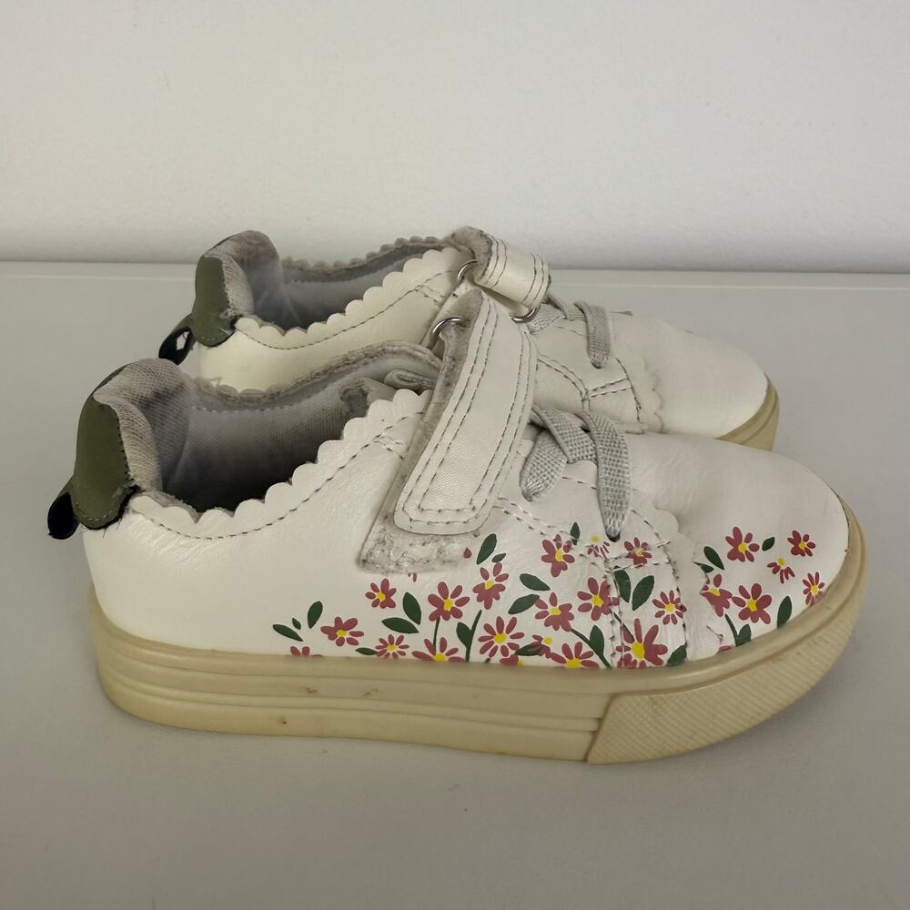 OshKosh B'Gosh Toddler Girls Sweetie Floral Scalloped Off-White/Pink Sneakers 6M